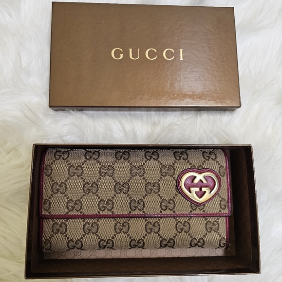 Gucci Handbags - 💜🎉HOST PICK🎉💜Authentic Gucci Long Wallet